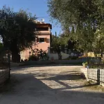 Villa Anna Apartments